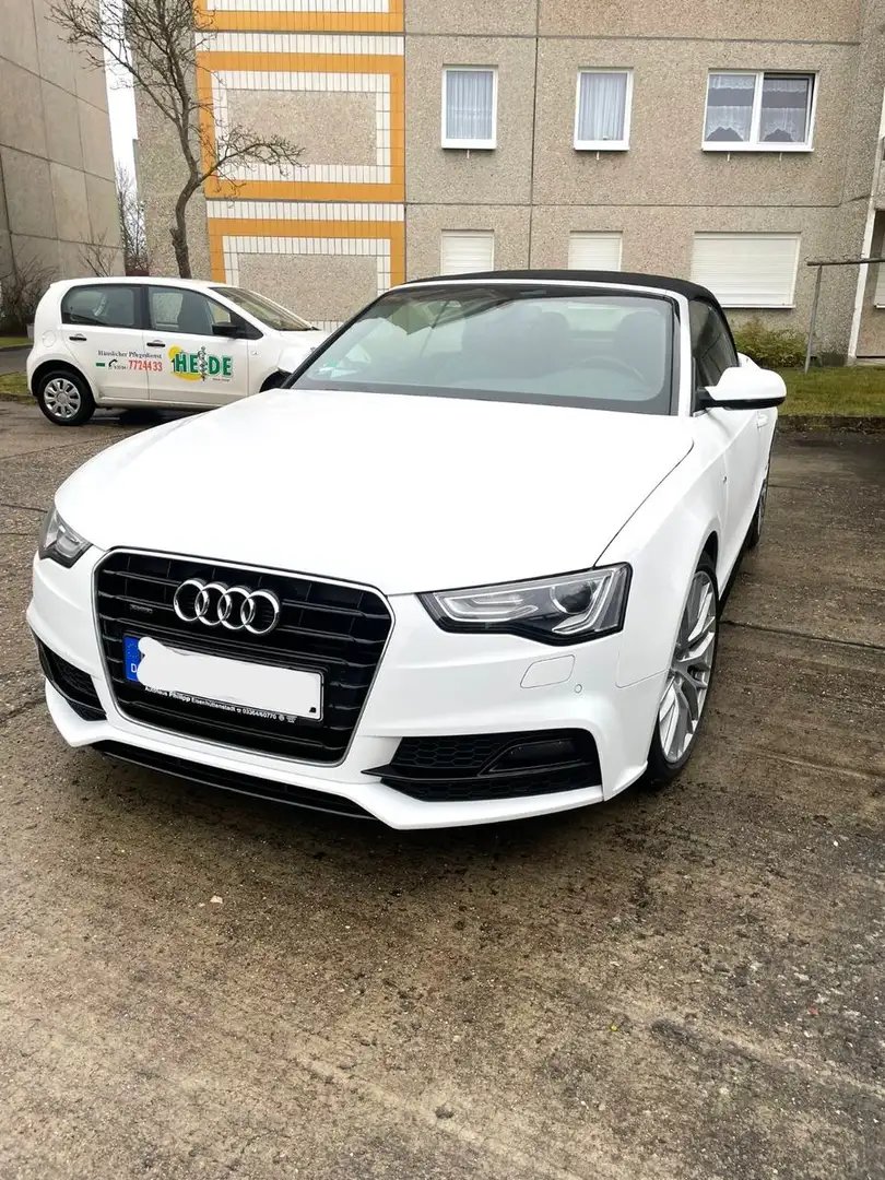 Audi A5 Cabriolet 2.0 TDI  Quattro S-Line AHK Weiß - 2