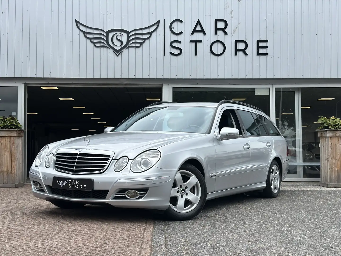 Mercedes-Benz E 200 Estate K. Business Class Avantgarde |NAV|ST VWM|PD Grijs - 1