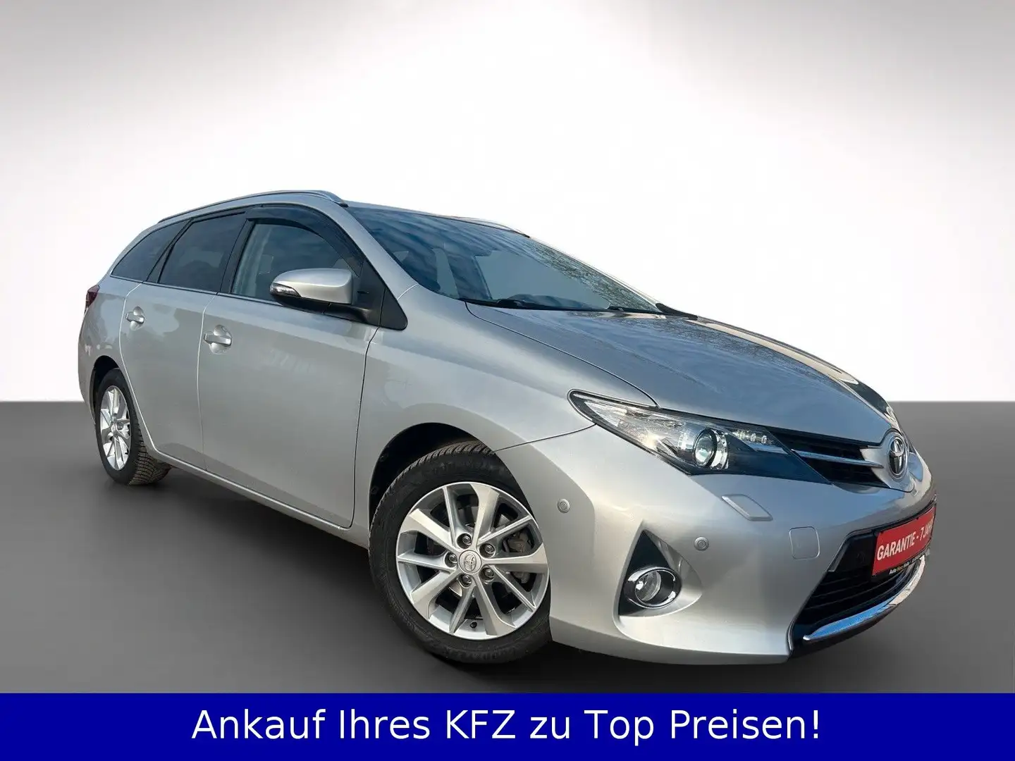 Toyota Auris Touring Sports Klimaaut+PDC+Navi+Sitzheiz Argintiu - 2