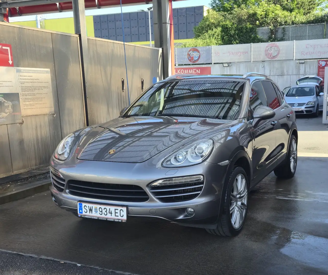 Porsche Cayenne II 3,0 Diesel Aut. Grau - 2