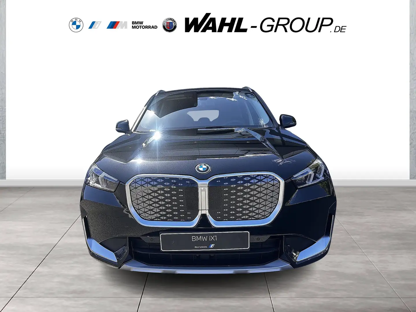 BMW iX1 xDrive30  xLine AHK Adapt LED Sport Navi Luxury Black - 2