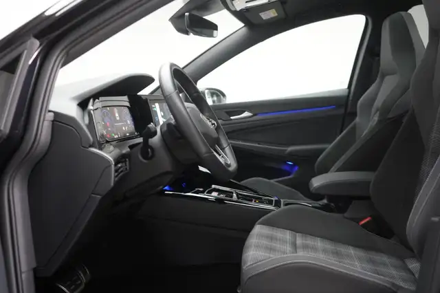 Volkswagen Golf view 11