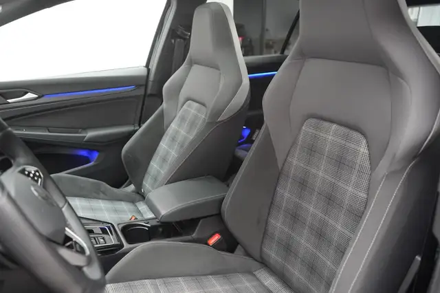 Volkswagen Golf view 10