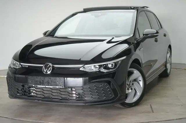 Volkswagen Golf view 3