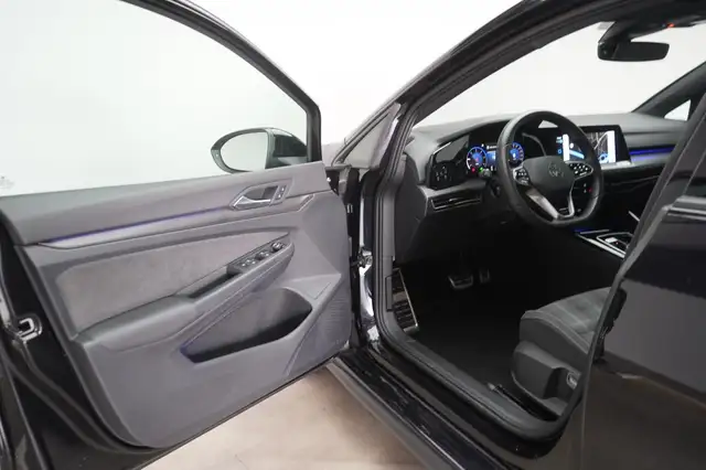 Volkswagen Golf view 12