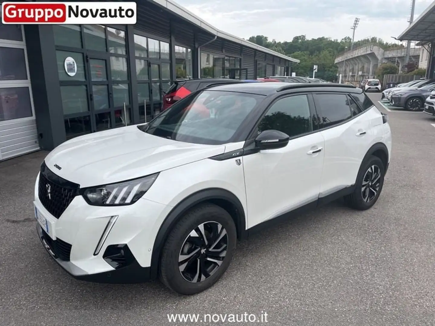 Peugeot 2008 PureTech 130 S&S GT Wit - 1