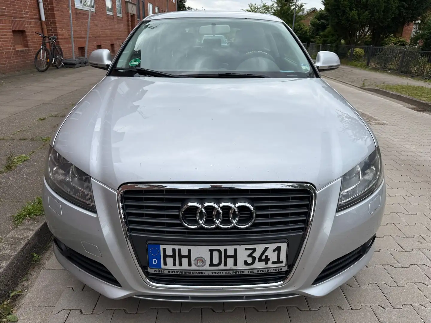 Audi A3 1.6 TDI Attraction Argent - 2
