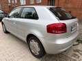 Audi A3 1.6 TDI Attraction Argent - thumbnail 4