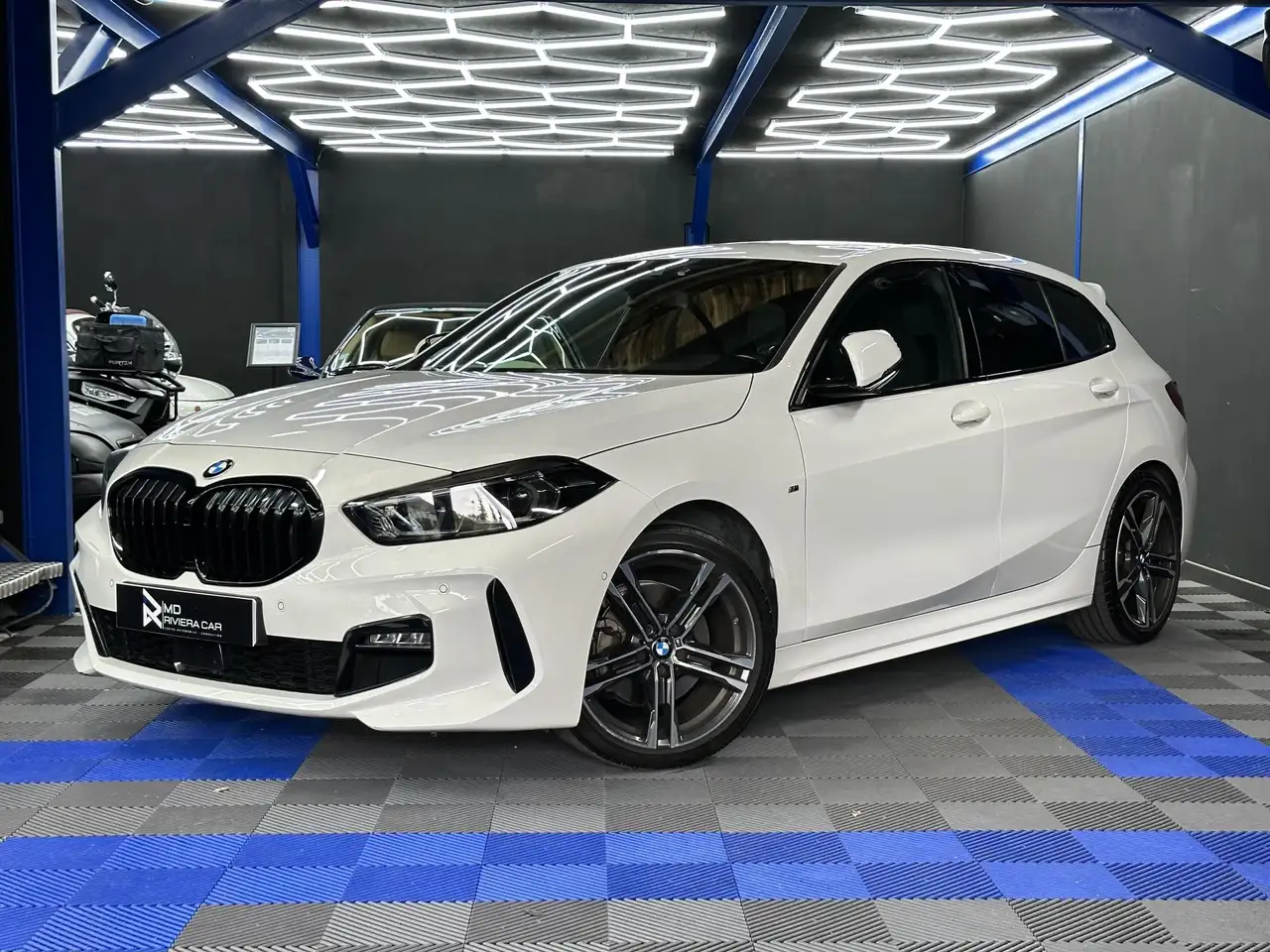 BMW 118