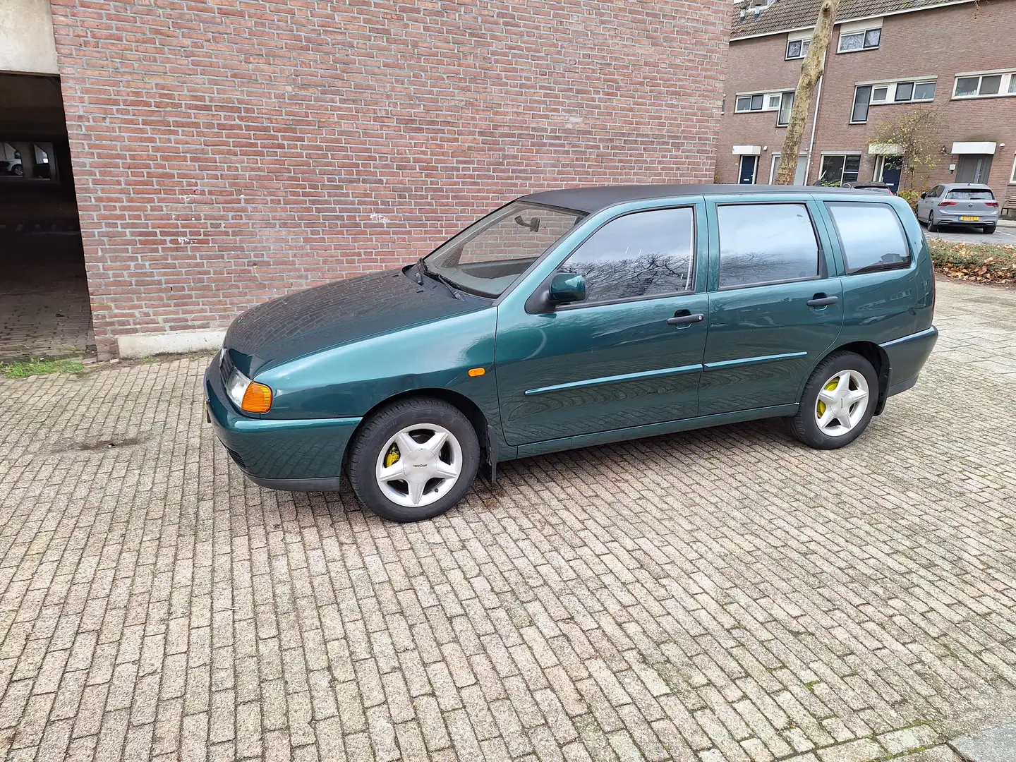 Volkswagen Polo Polo 1.6 Vert - 1