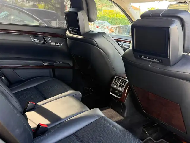 Mercedes-Benz S-Class view 15