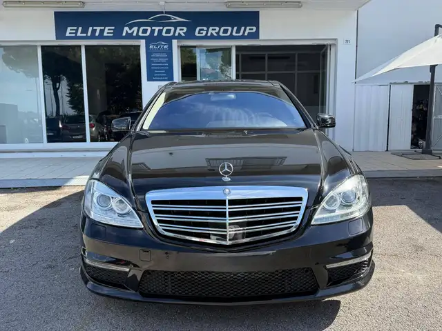 Mercedes-Benz S-Class view 2