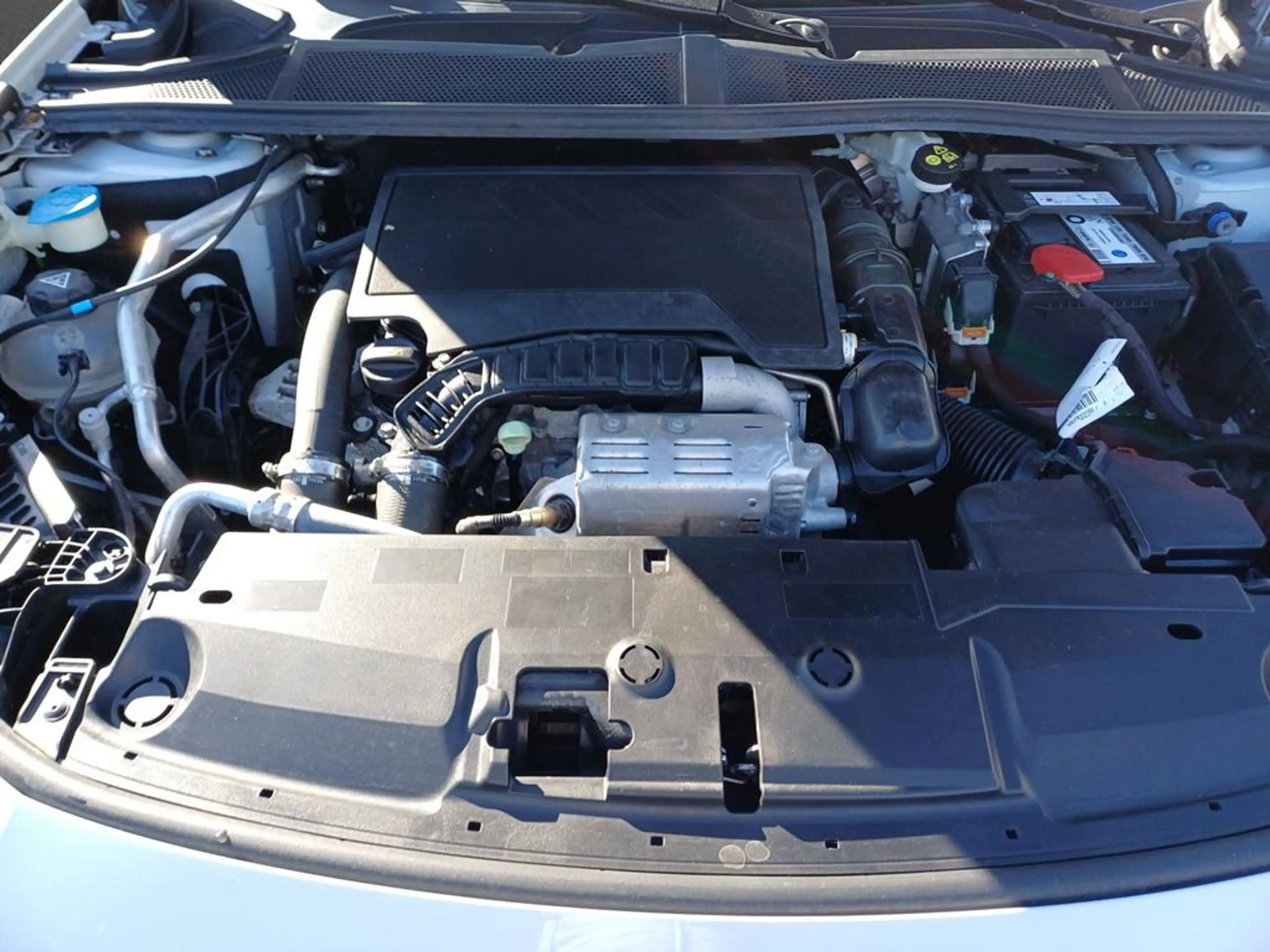 Peugeot 308 Allure — photo 5