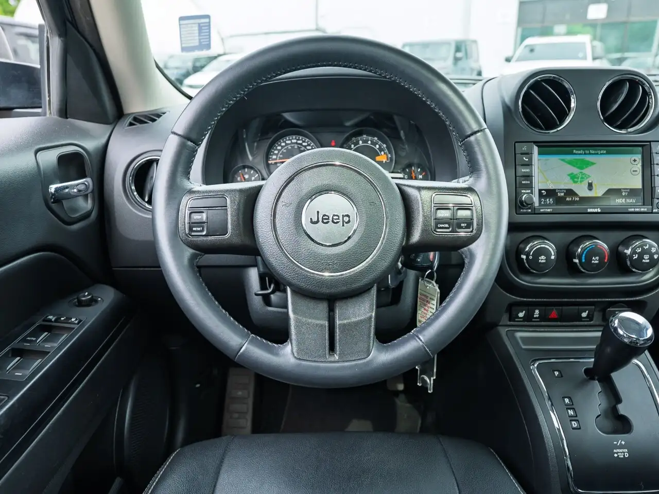 Jeep Patriot снимка Jeep Patriot
