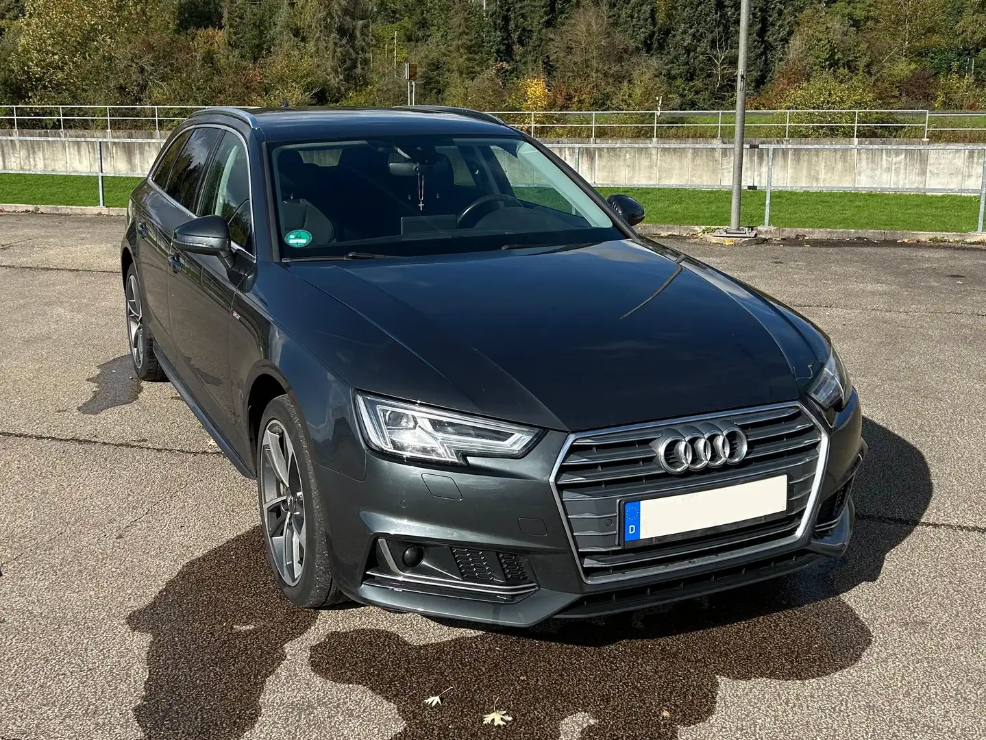 Audi A4 A4 Avant Diesel Avant 2.0 TDI sport Grau - 2