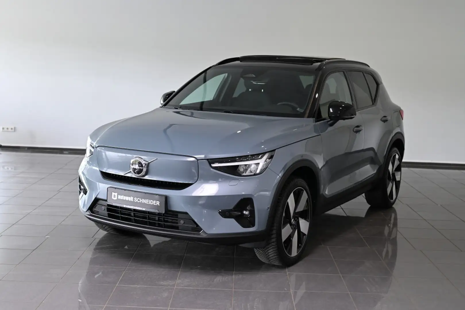 Volvo XC40 Ultimate Recharge Pure Electric AWD AHK Gris - 1