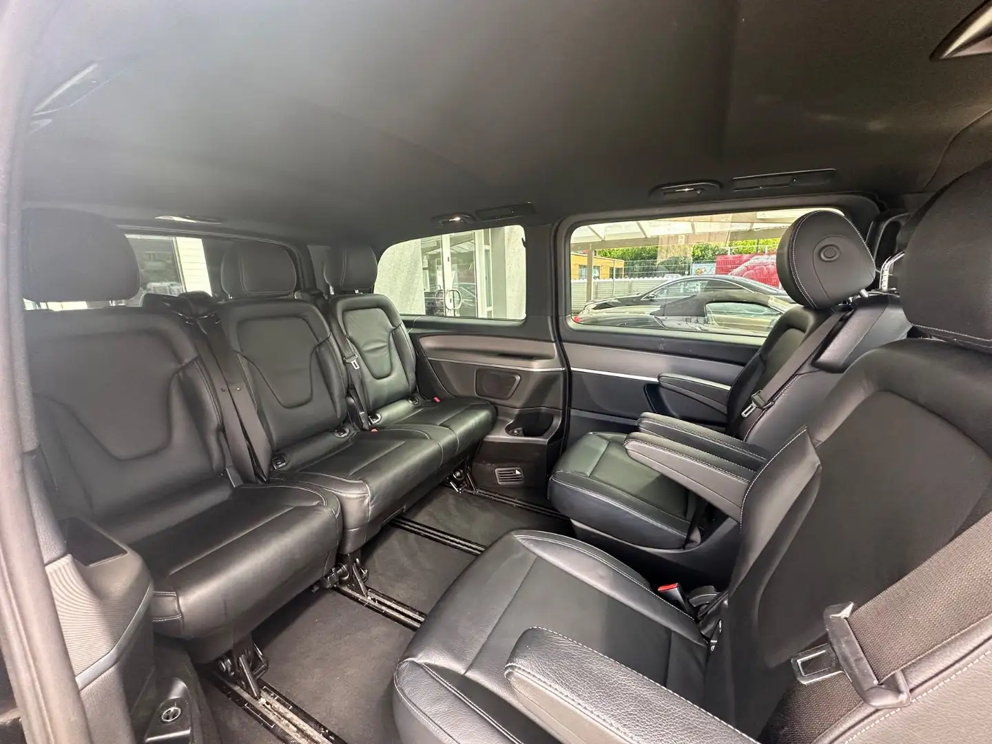 Mercedes-Benz V 250 Avantgarde Lang / STANDHEIZUNG / AHK / LED Schwarz - 2