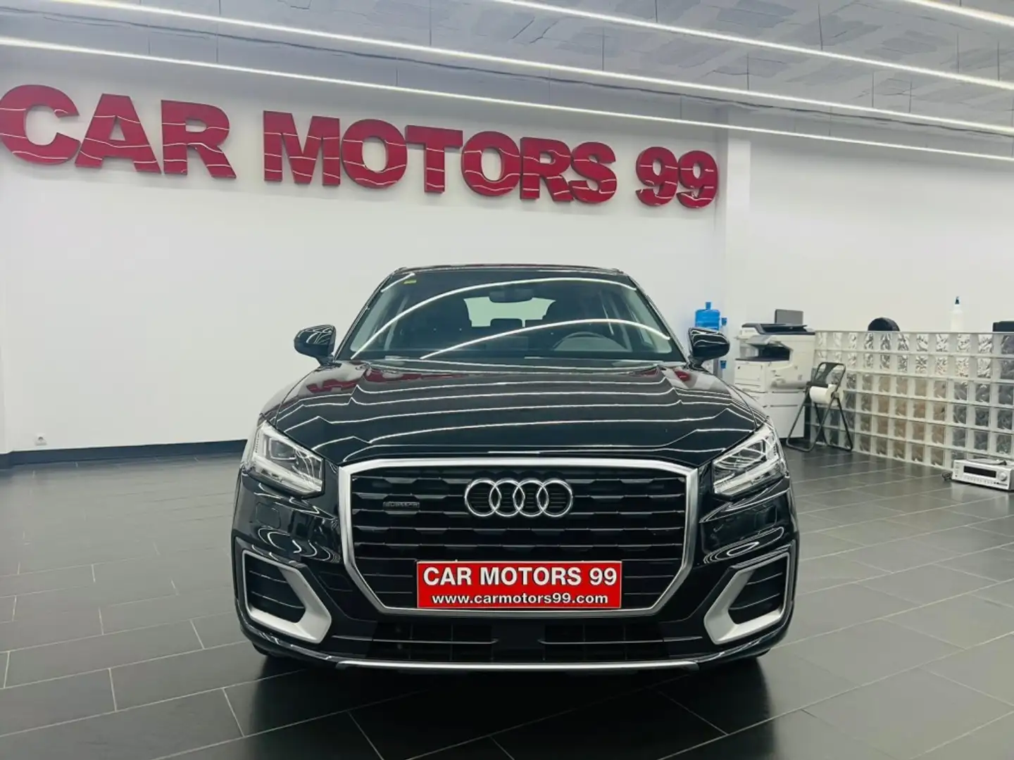 Audi Q2 2.0TDI Design edition Q. S tronic 140kW Schwarz - 2