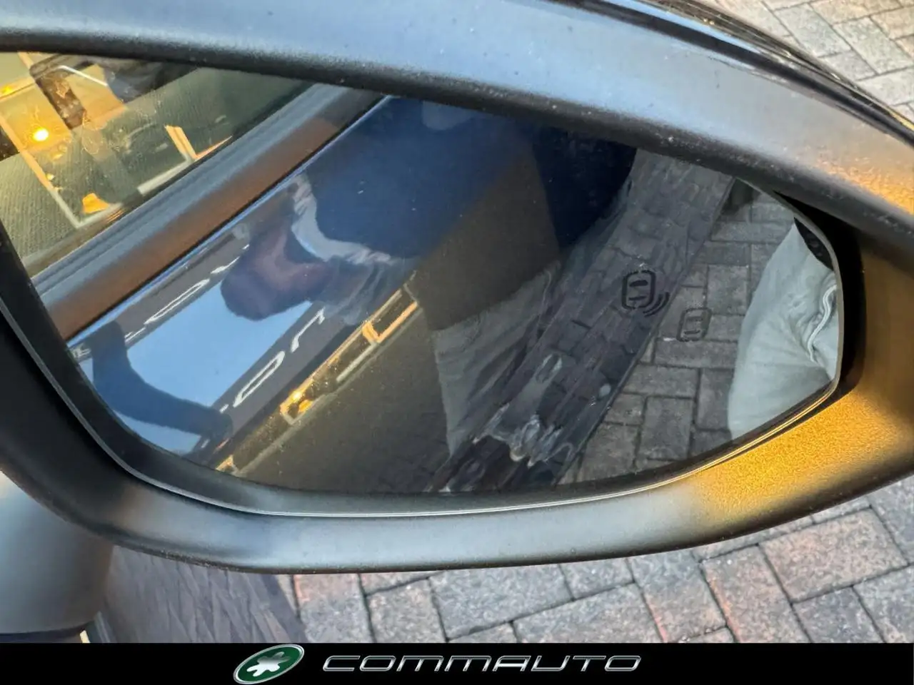 Lynk & Co 01 PHEV 34