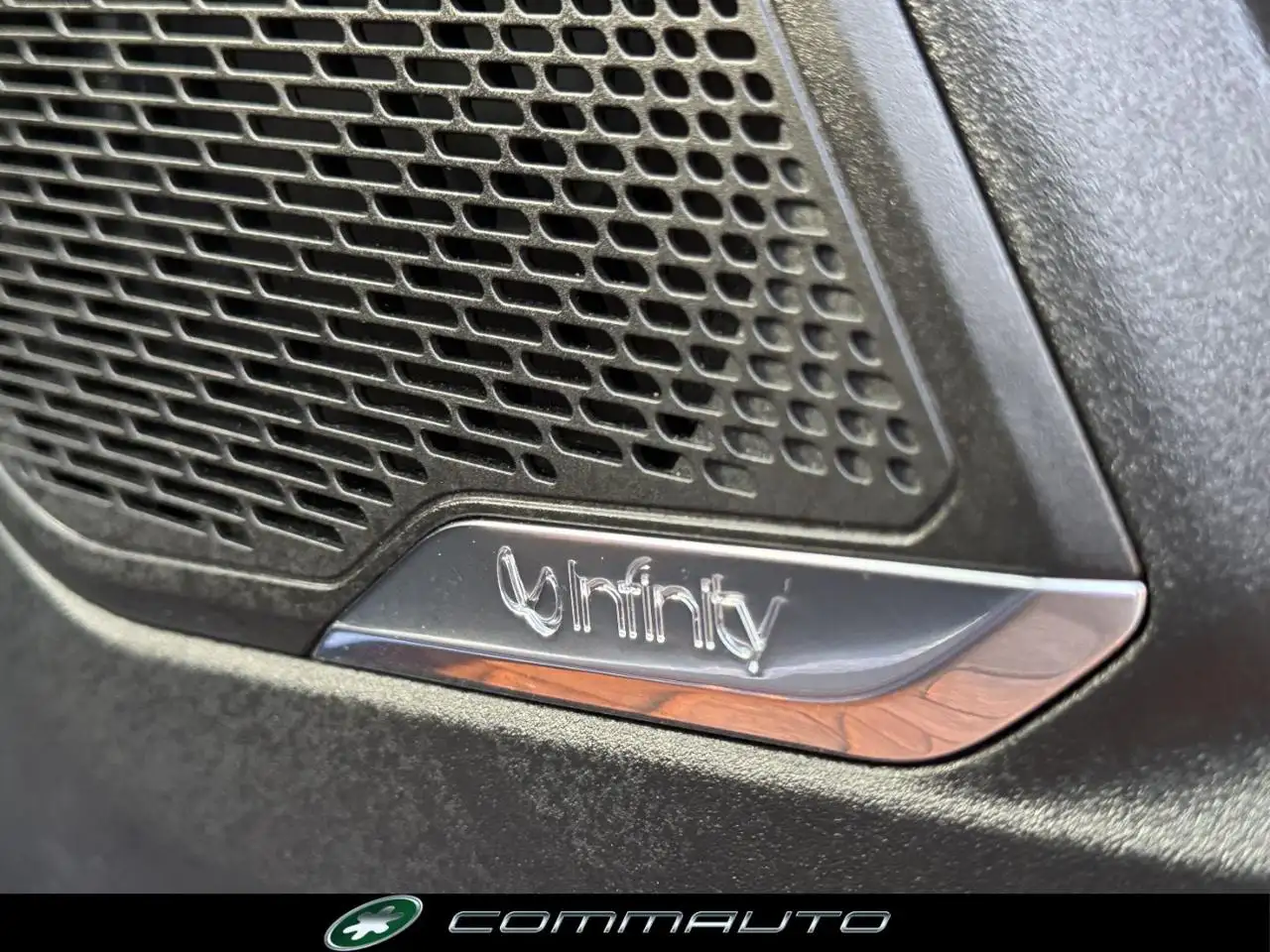 Lynk & Co 01 PHEV 33