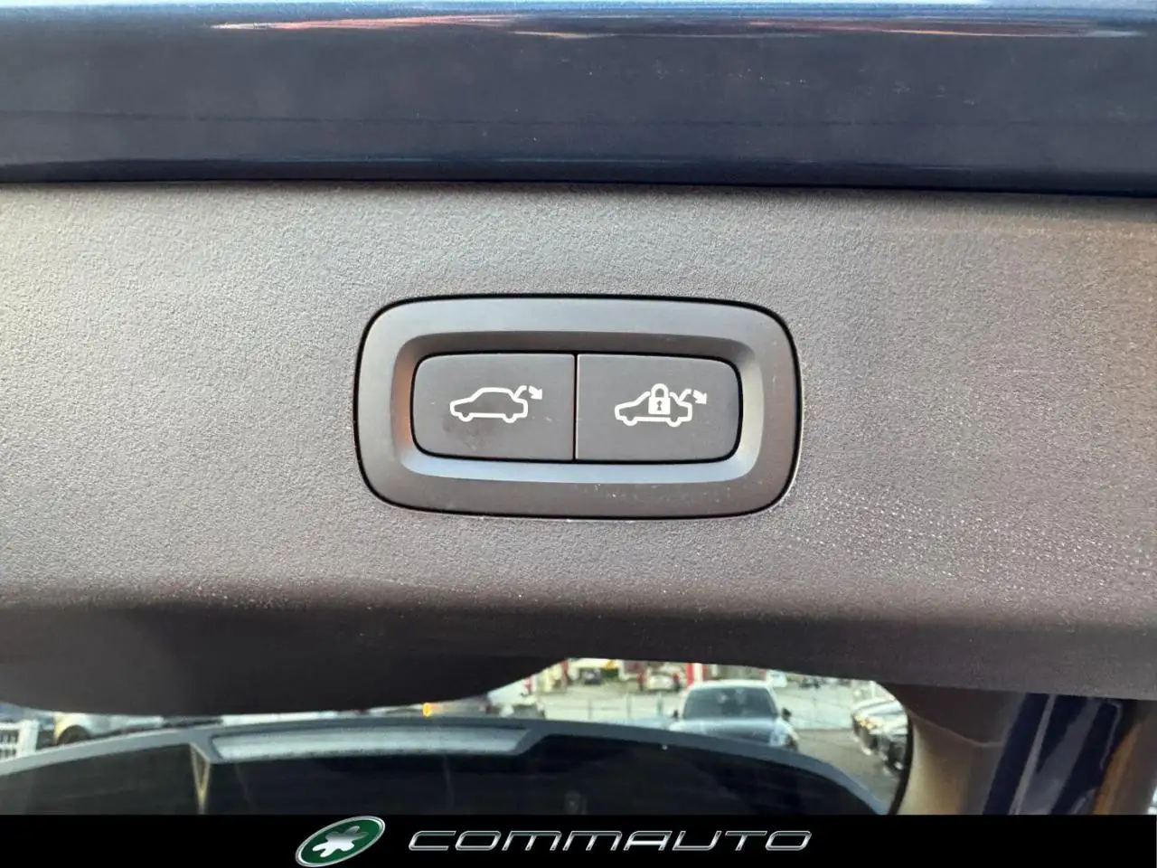 Lynk & Co 01 PHEV 30