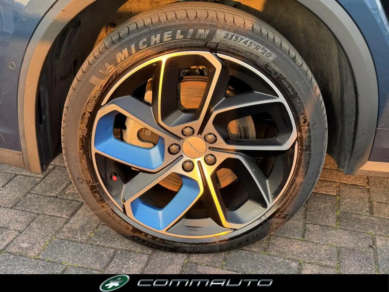 Lynk & Co 01 PHEV 7