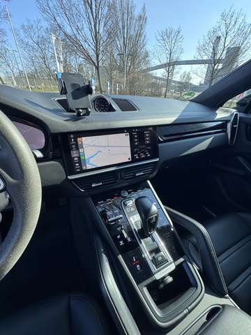 Porsche Cayenne Basis