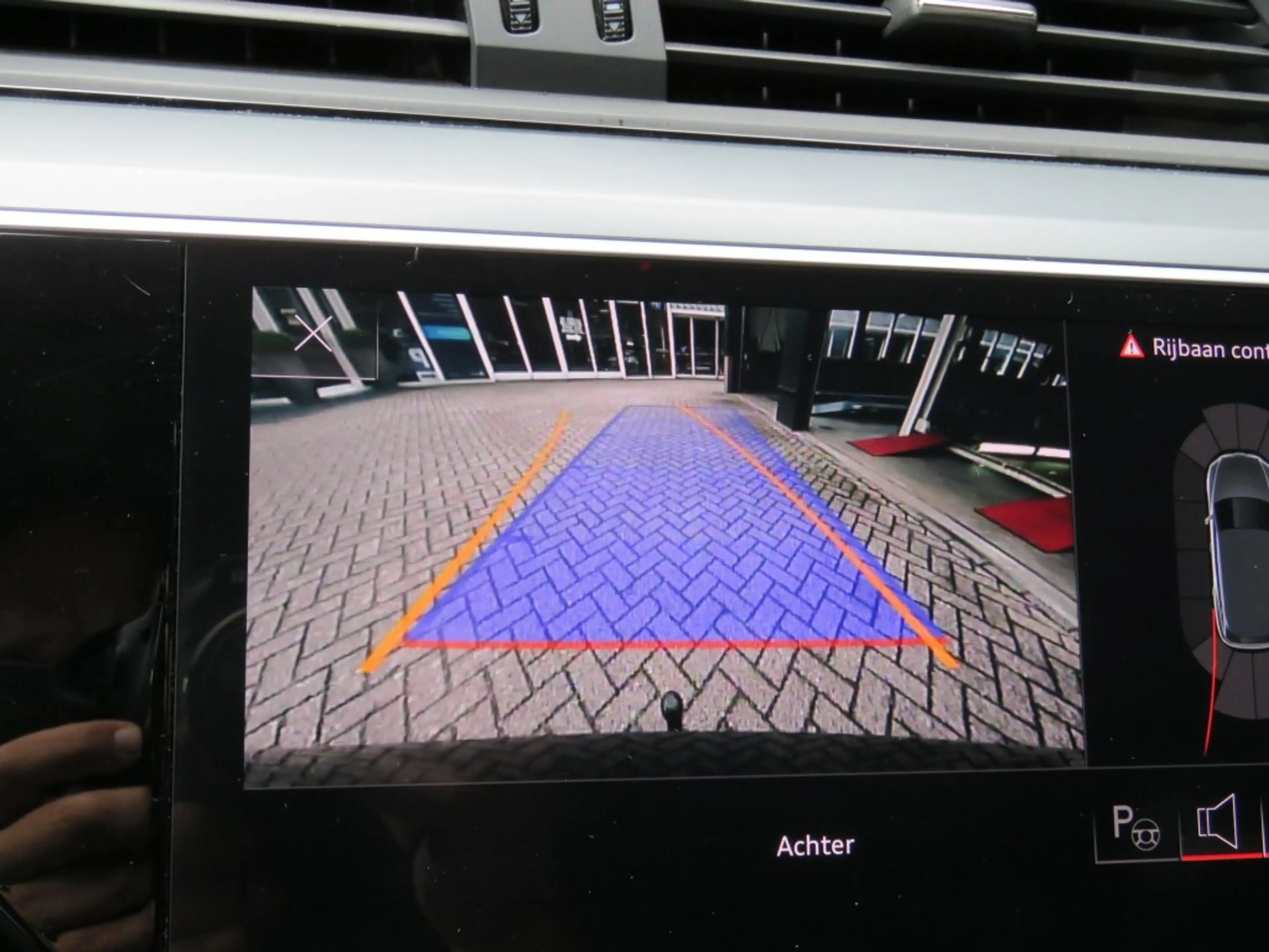 Audi e-tron 55 QUATTRO 95kWh Advanced / Trekhaak / 20 Inch / C — photo 9