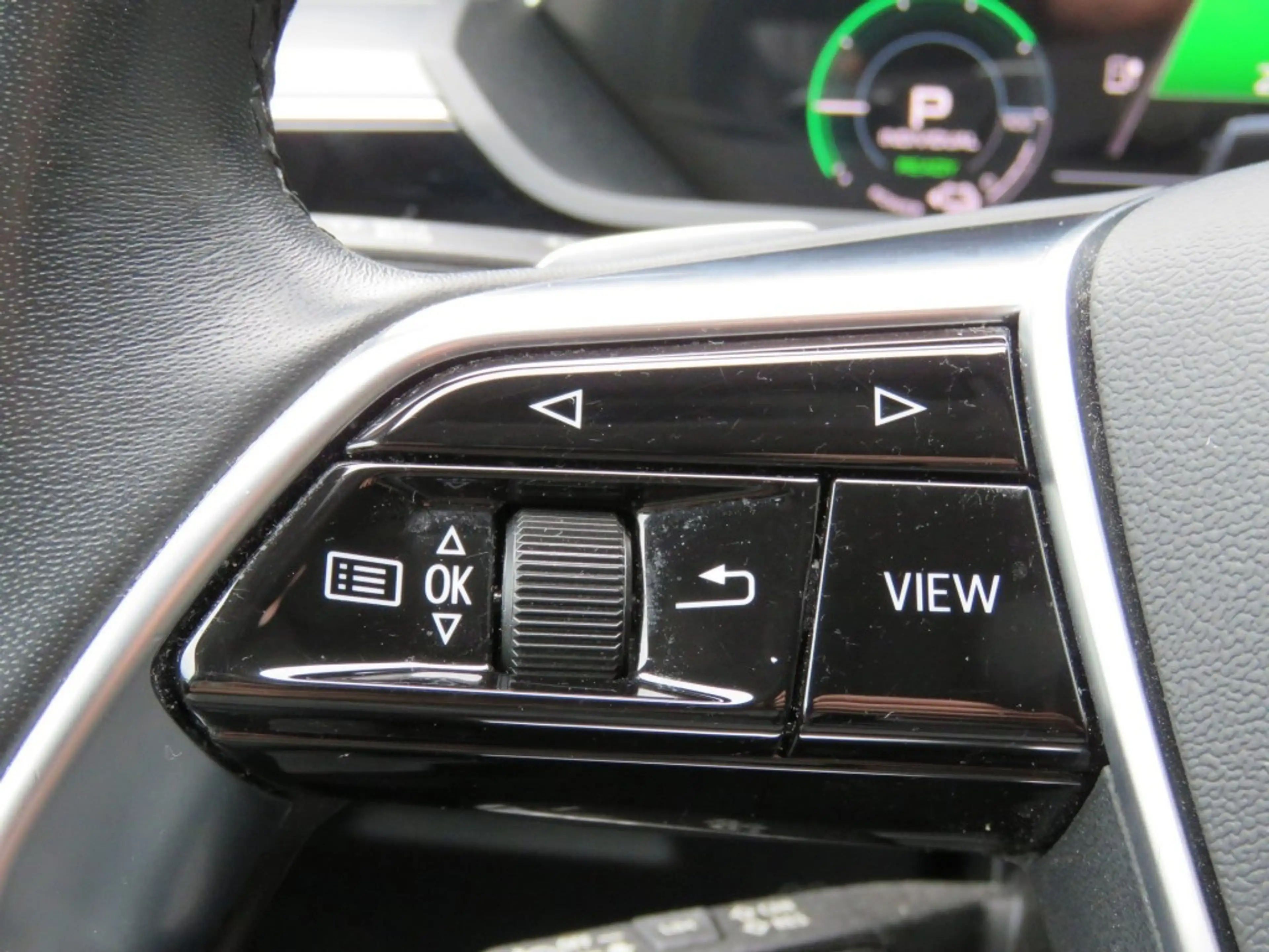 Audi e-tron 55 QUATTRO 95kWh Advanced / Trekhaak / 20 Inch / C — photo 28