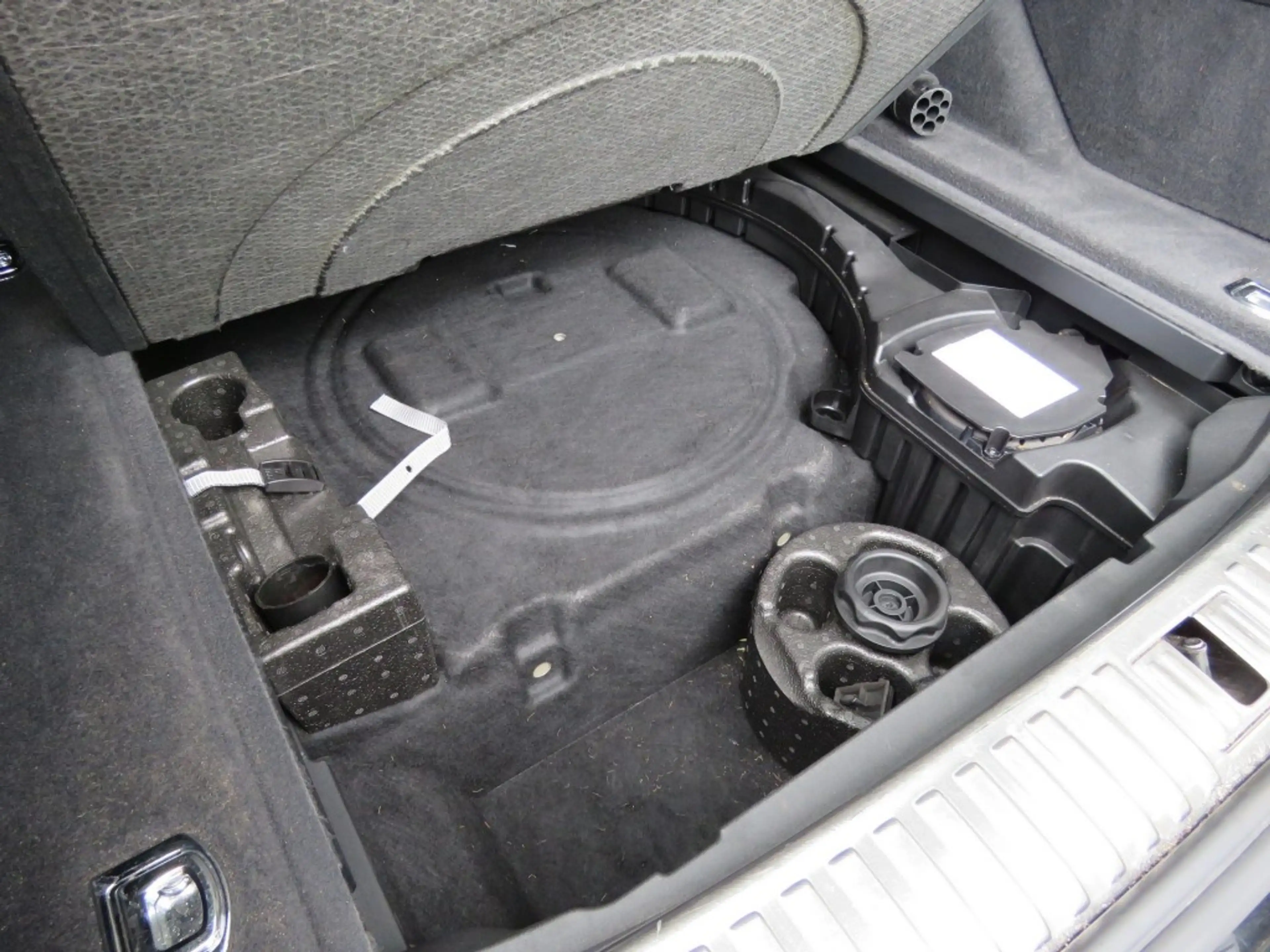 Audi e-tron 55 QUATTRO 95kWh Advanced / Trekhaak / 20 Inch / C — photo 18