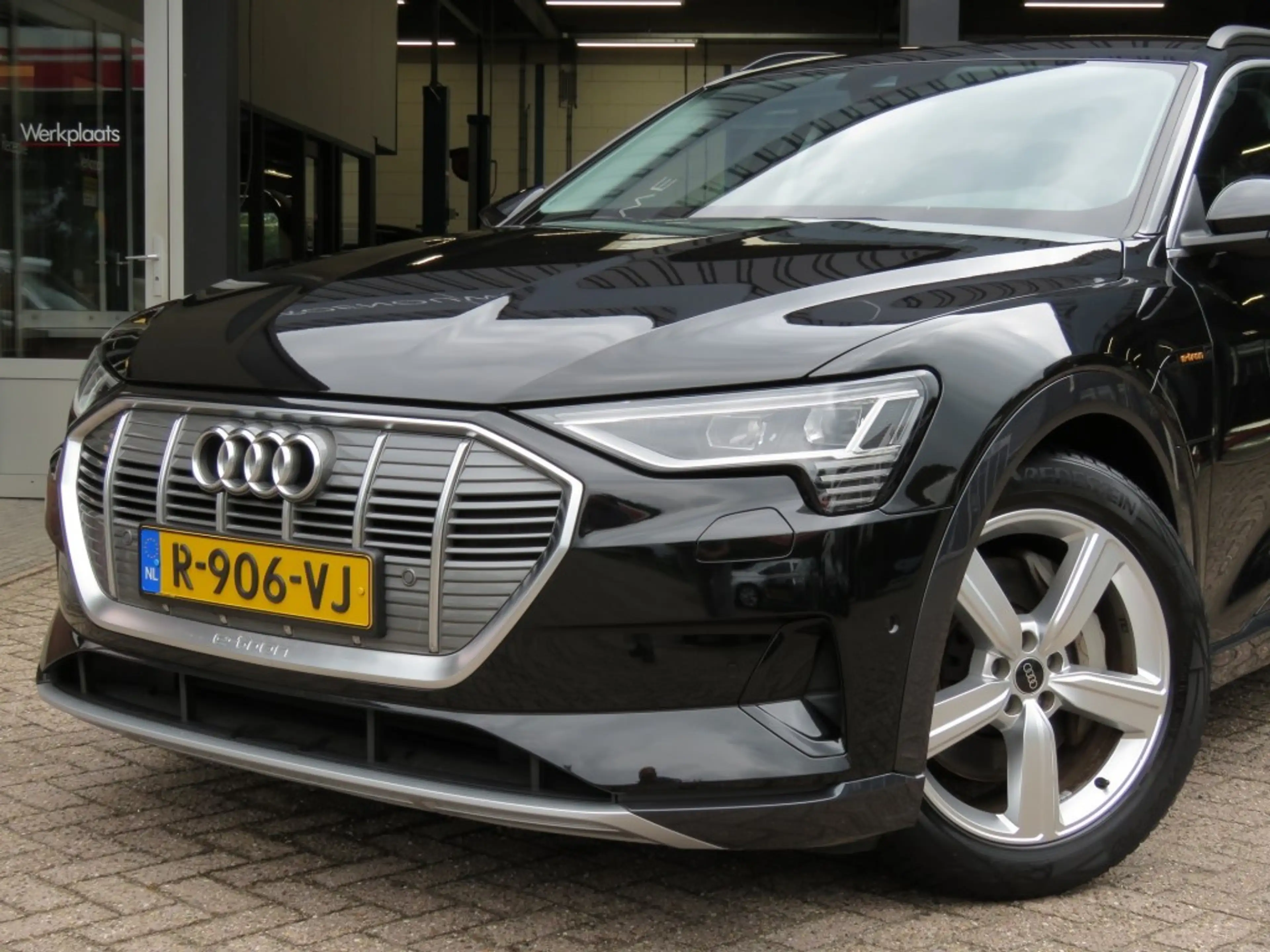 Audi e-tron 55 QUATTRO 95kWh Advanced / Trekhaak / 20 Inch / C — photo 4