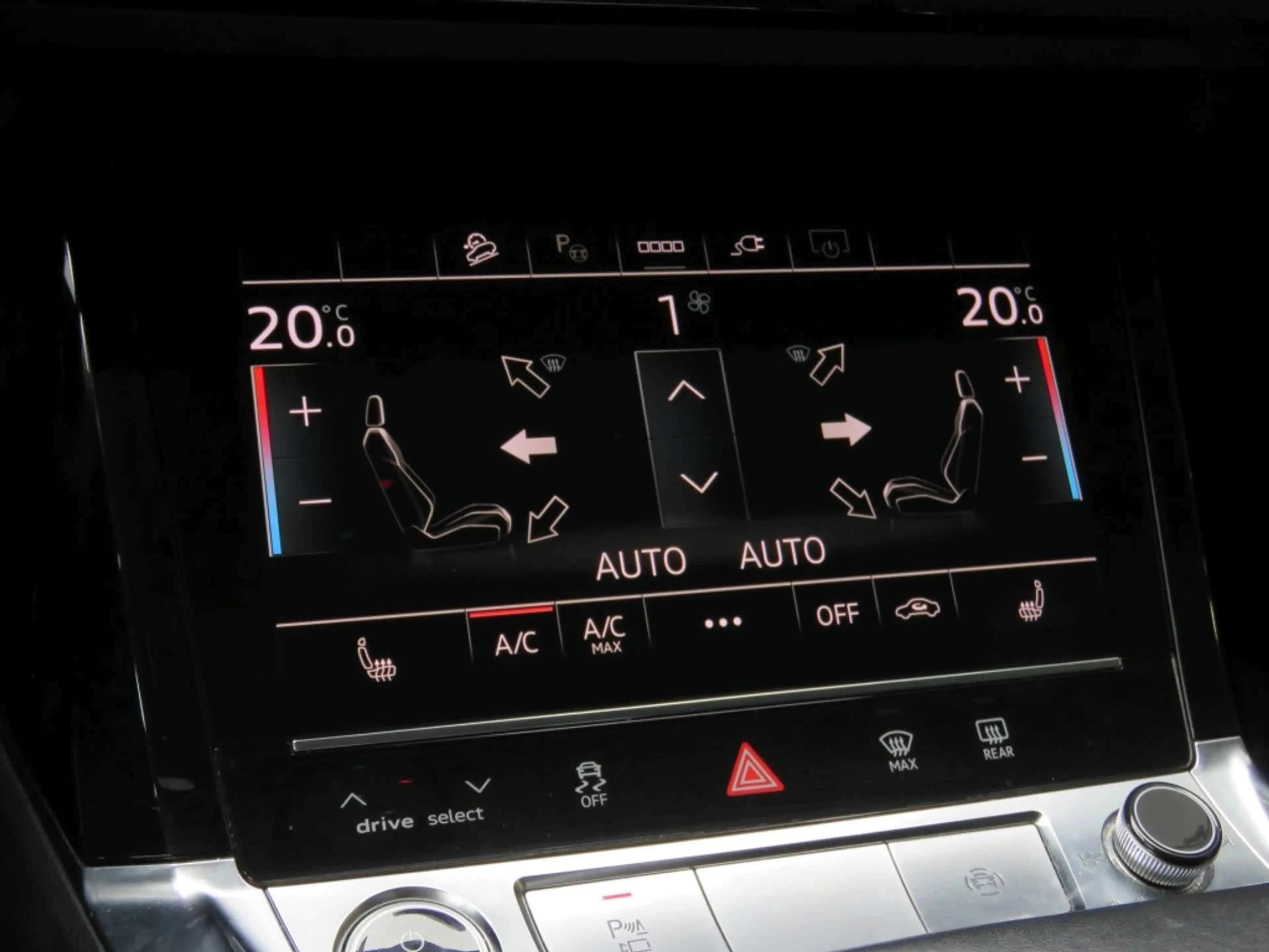 Audi e-tron 55 QUATTRO 95kWh Advanced / Trekhaak / 20 Inch / C — photo 5