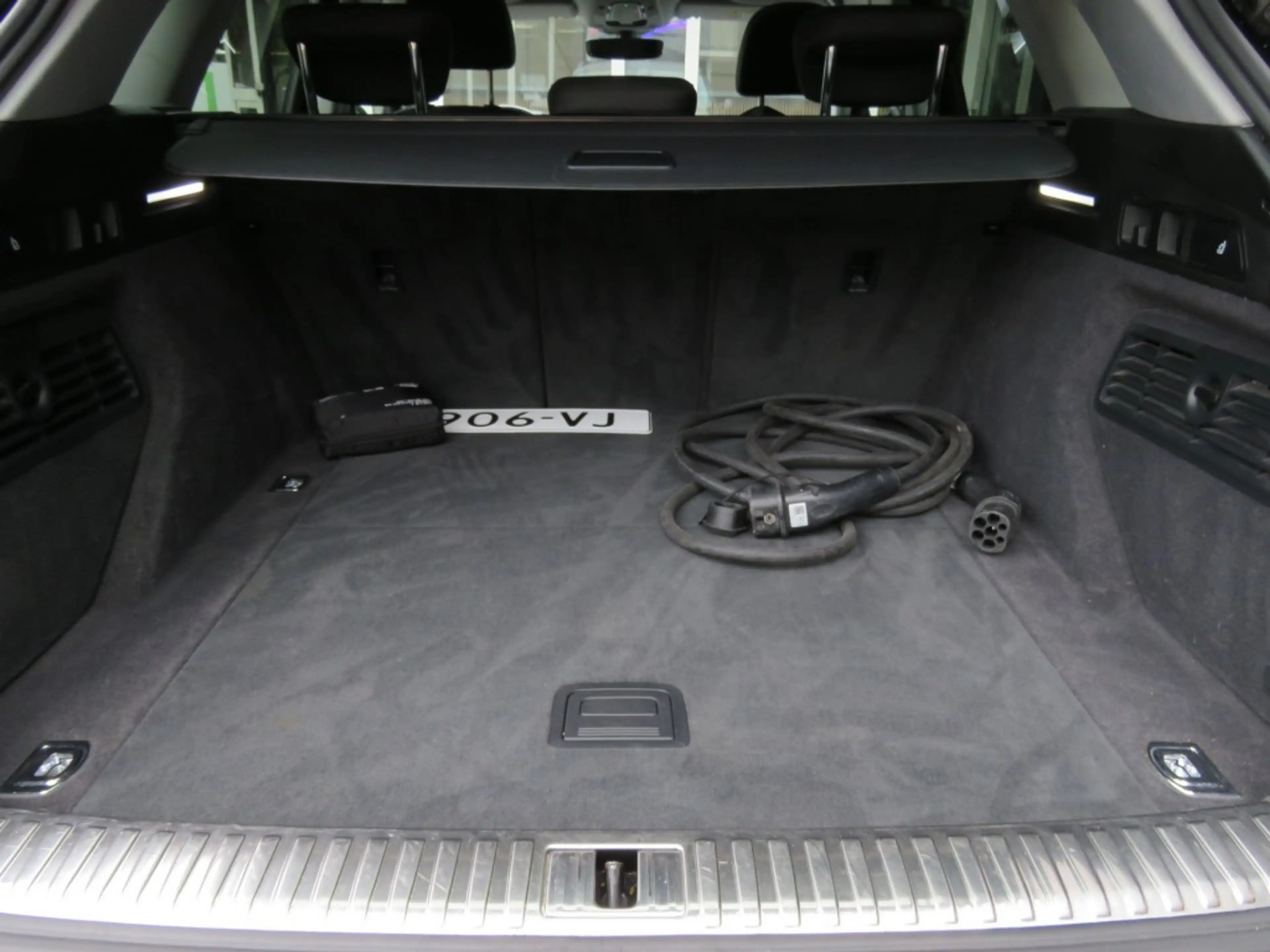 Audi e-tron 55 QUATTRO 95kWh Advanced / Trekhaak / 20 Inch / C — photo 11