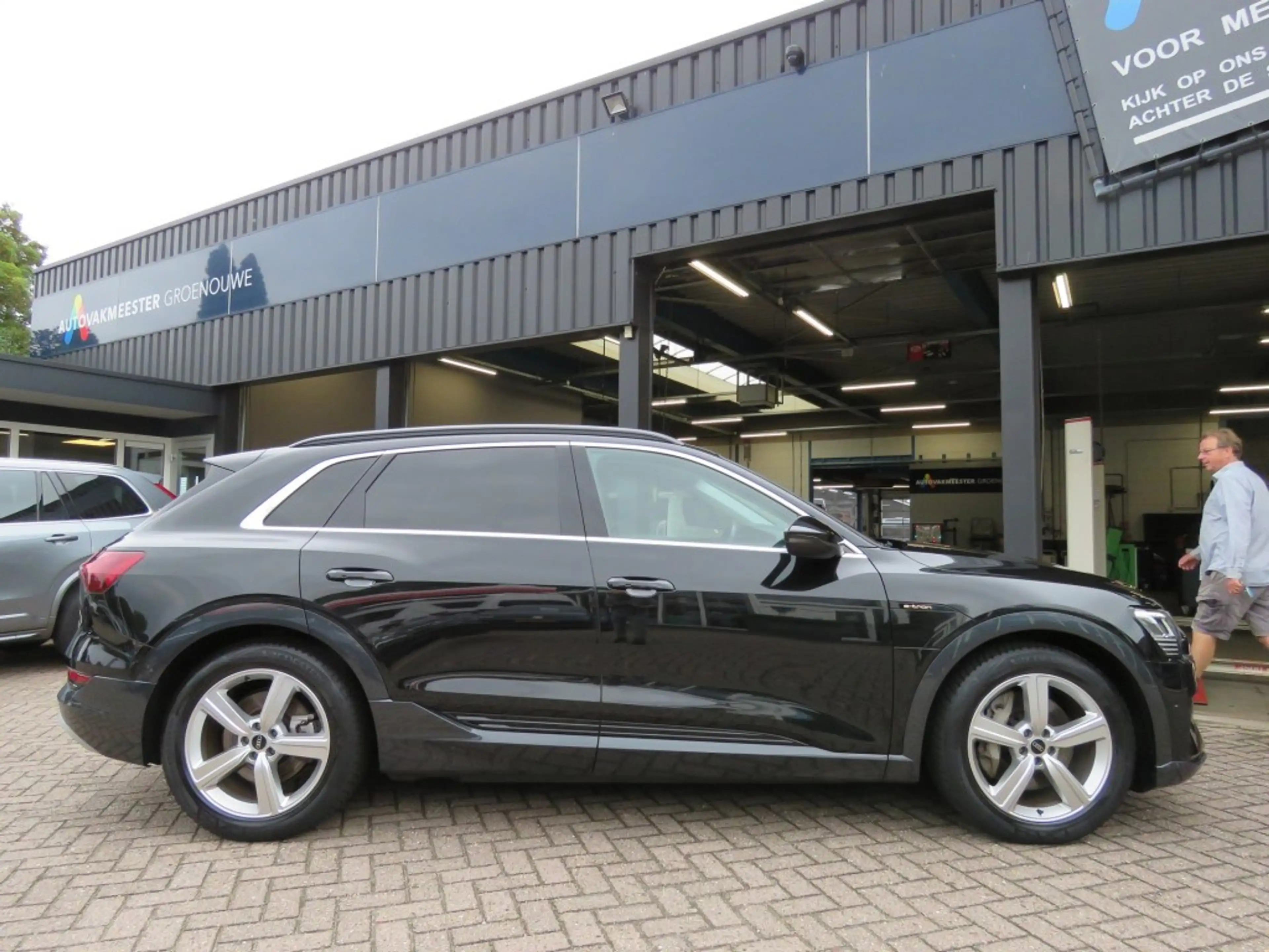 Audi e-tron 55 QUATTRO 95kWh Advanced / Trekhaak / 20 Inch / C — photo 39