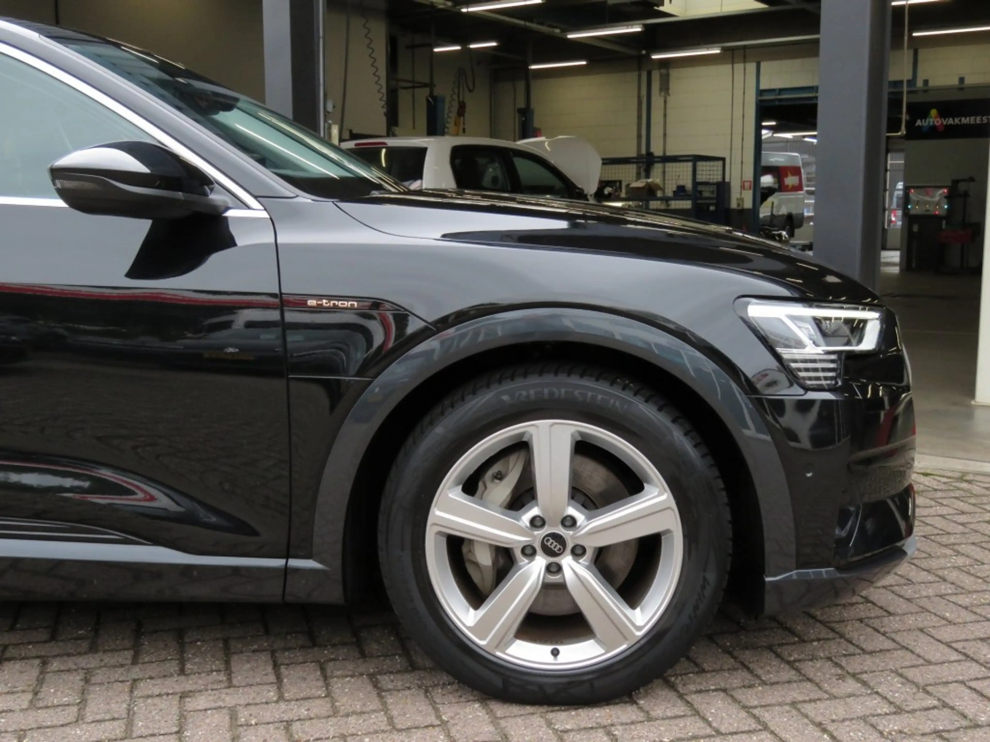 Audi e-tron 55 QUATTRO 95kWh Advanced / Trekhaak / 20 Inch / C — photo 40
