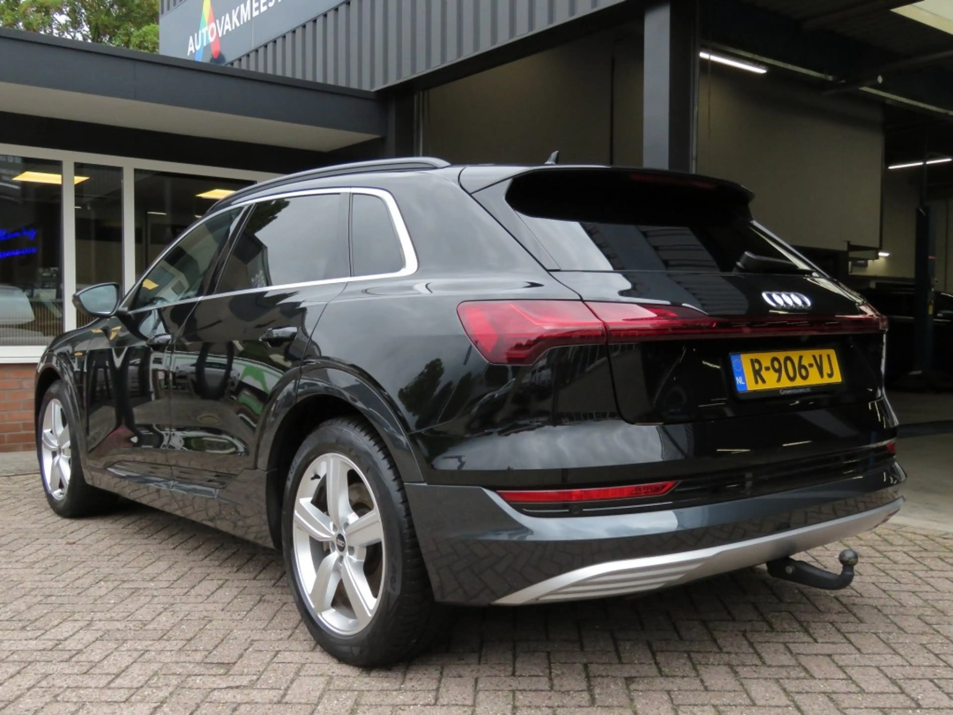 Audi e-tron 55 QUATTRO 95kWh Advanced / Trekhaak / 20 Inch / C — photo 13