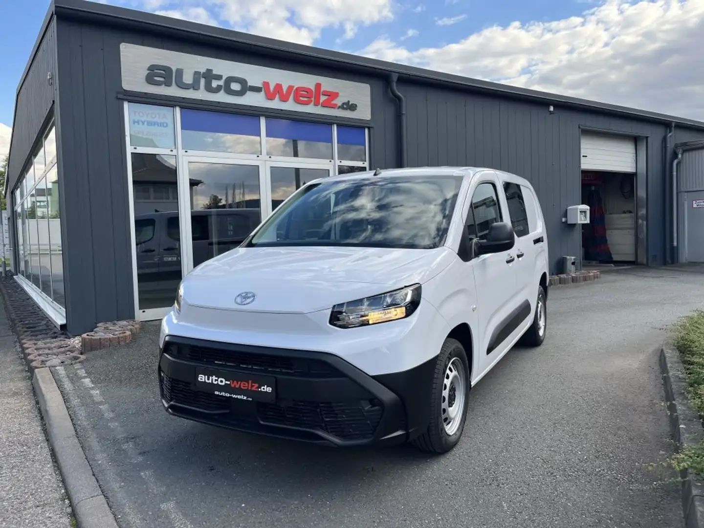 Toyota Proace L2 1,5-l D-4D S&S Meister Blanc - 1