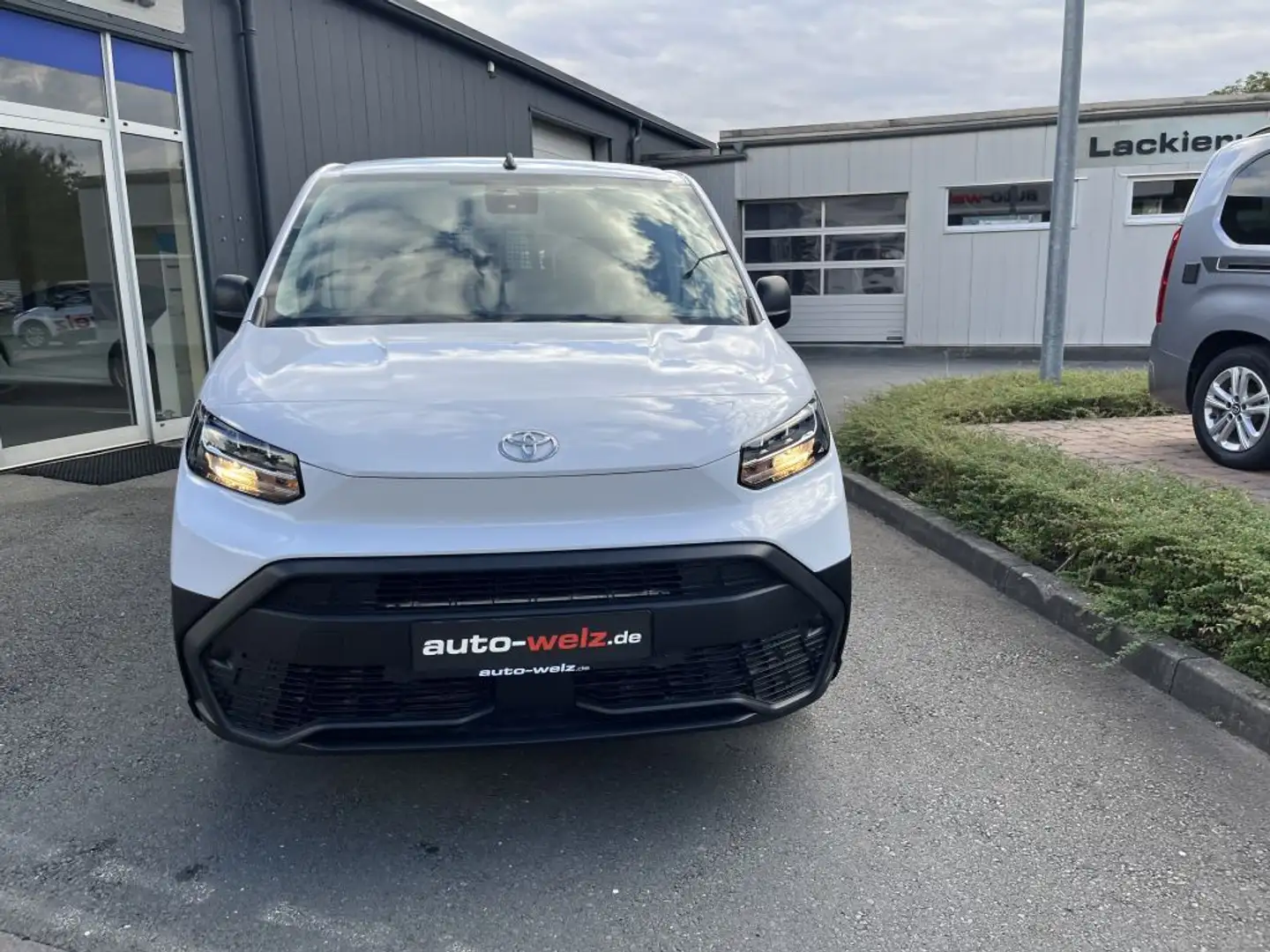 Toyota Proace L2 1,5-l D-4D S&S Meister Blanc - 2