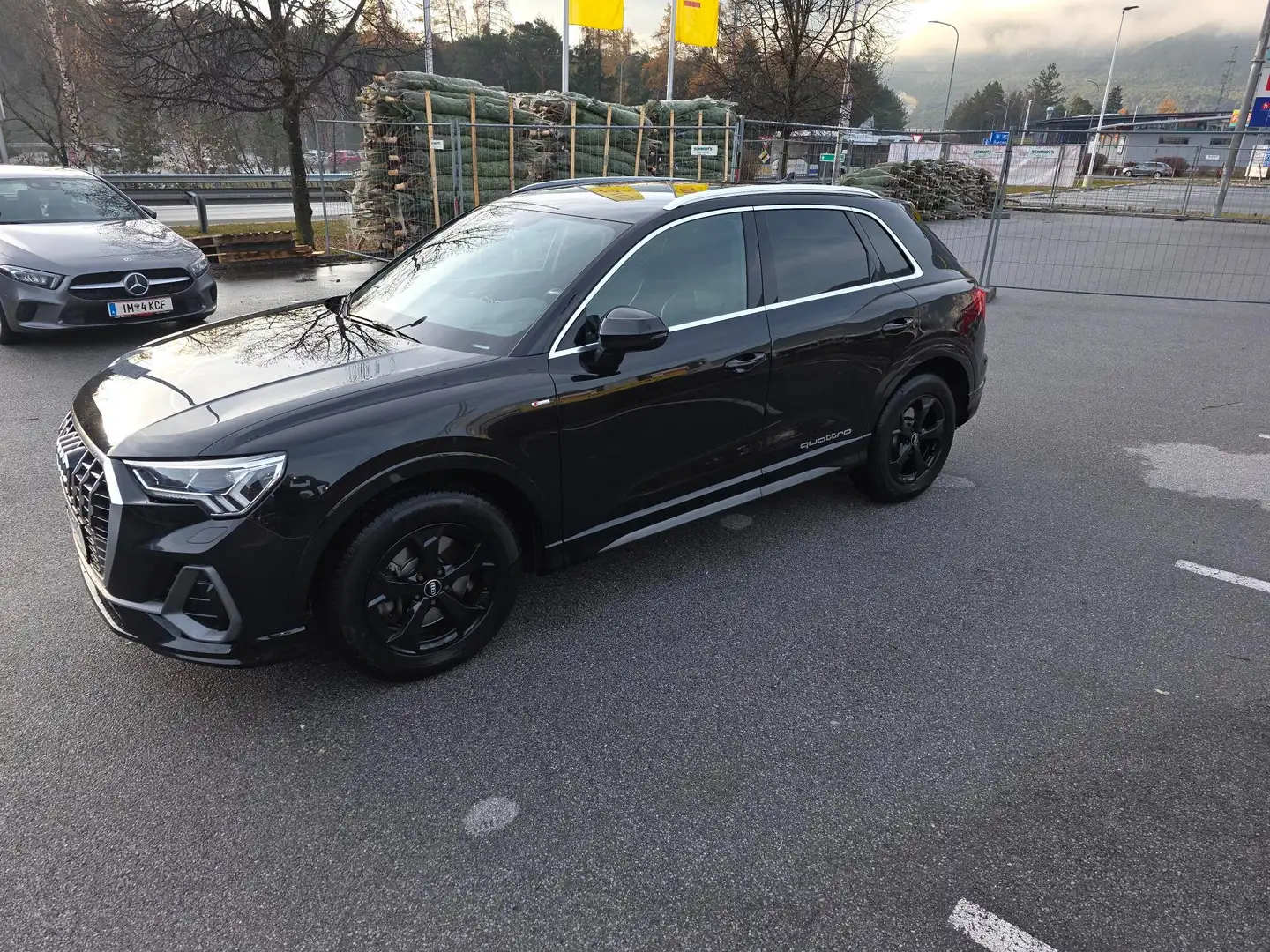 Audi Q3 Q3 40 TFSI quattro S-line S-tronic S-line Schwarz - 2