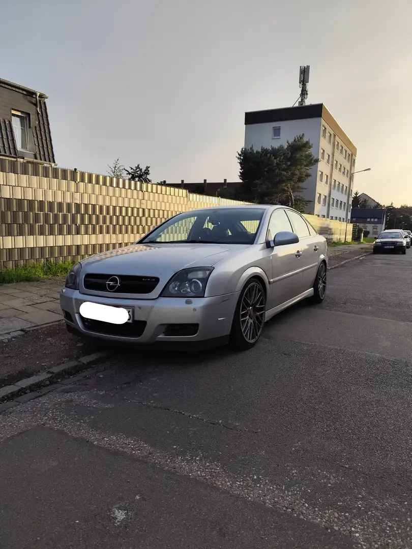 Opel Vectra 1.8 GTS Grau - 1