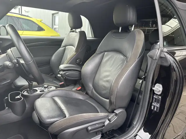 Mini Cooper view 14
