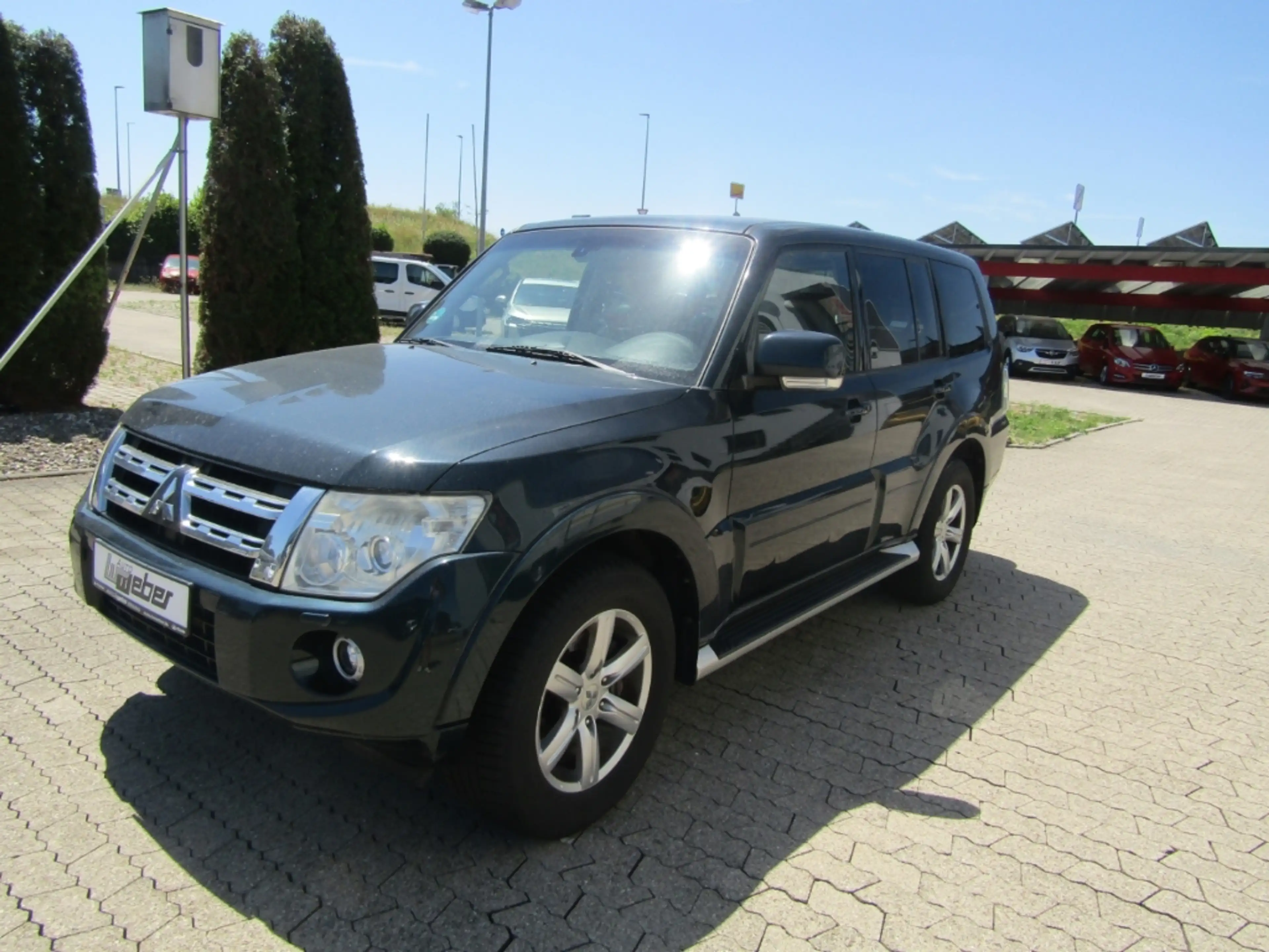 Mitsubishi Pajero 3.2 DI-D Intense AUTOMATIK KAMERA KLIMA SHZ — photo 2