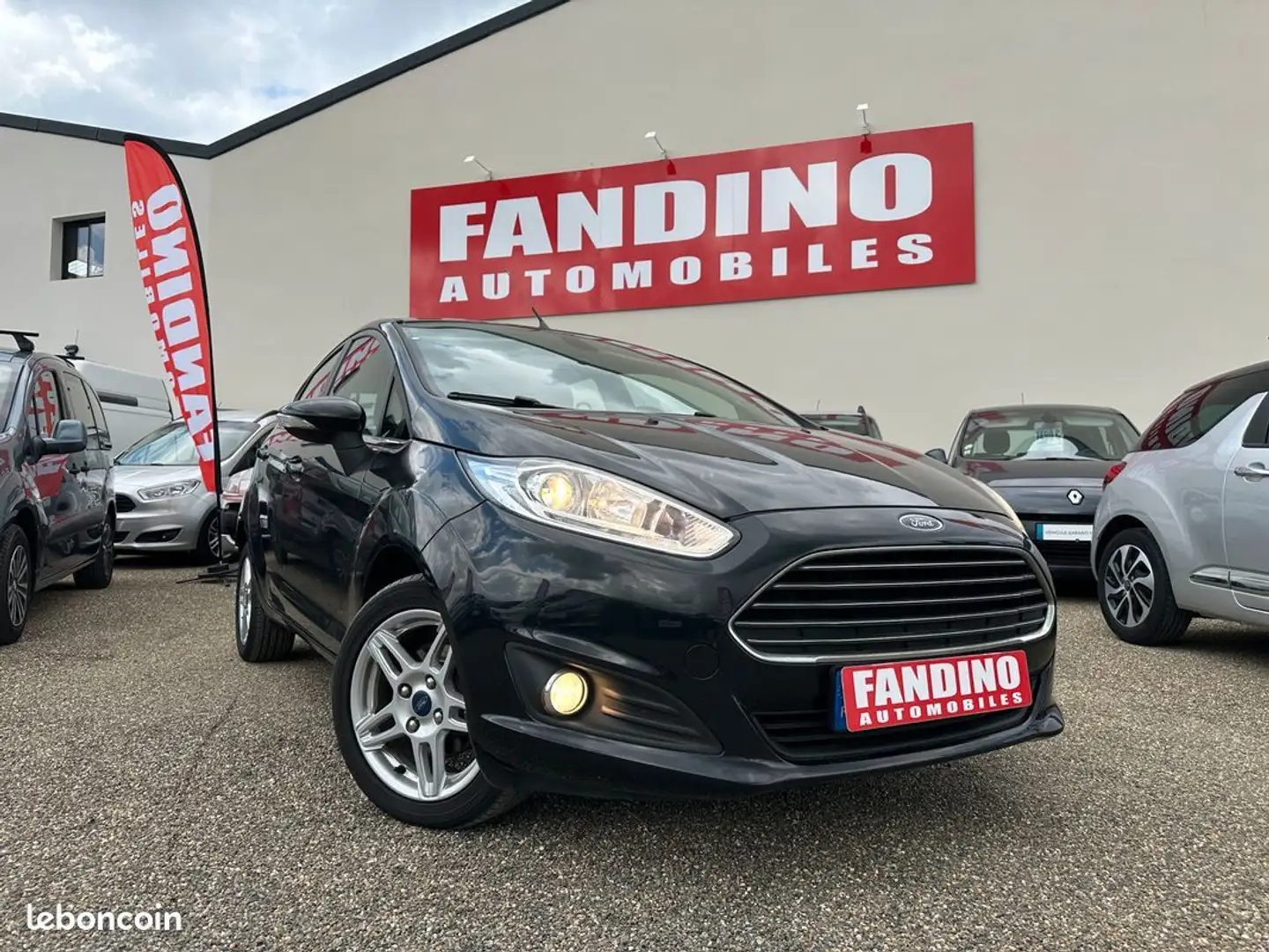 Ford Fiesta 1.5 Tdci 75Ch Titanium Nero - 1