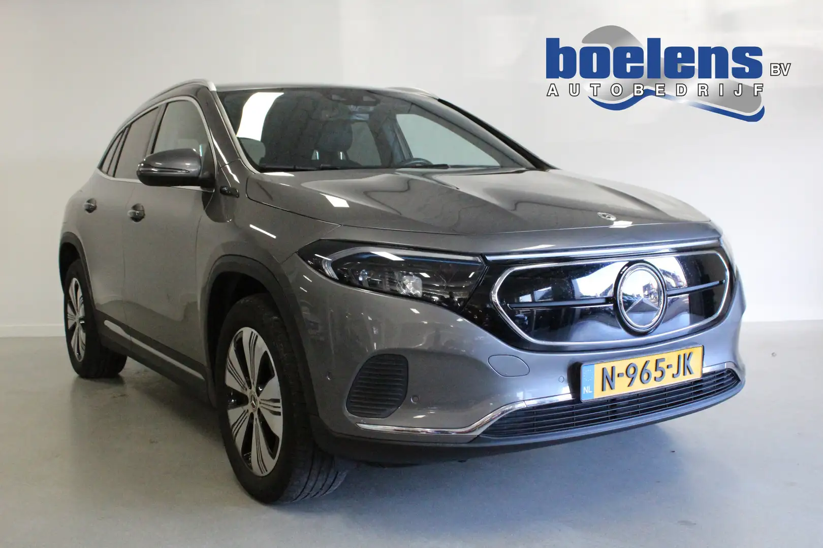 Mercedes-Benz EQA 250 Business Solution Luxury 67 kWh | 366KM | CAMERA | Gris - 1
