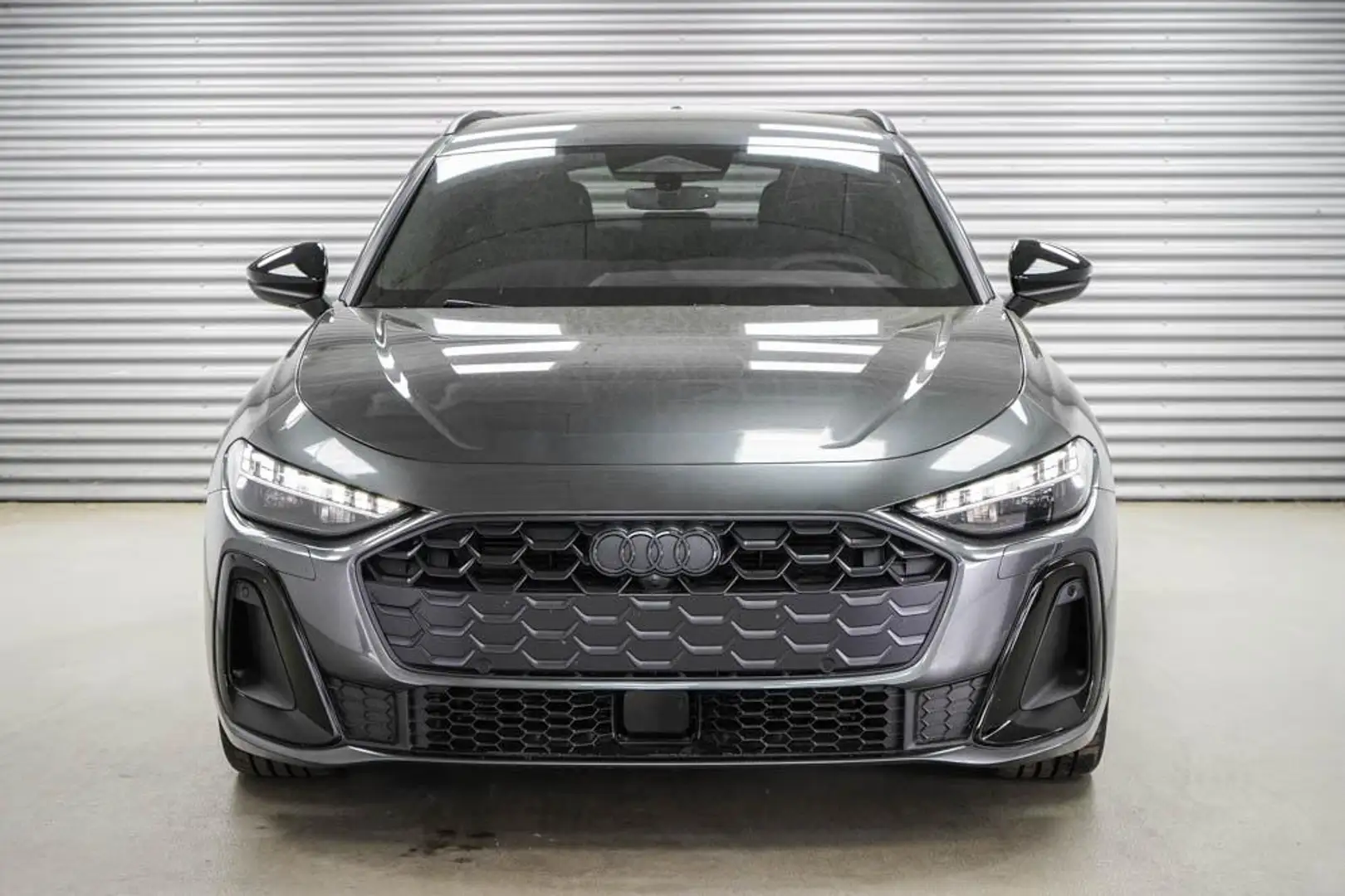 Audi A5 Avant 2,0 TFSI S tronic quattro S-line -LAG. 15... Grau - 2