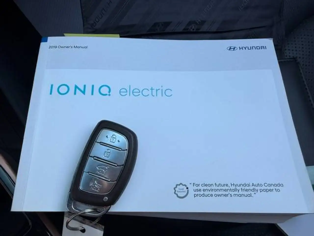 Hyundai IONIQ photo Hyundai IONIQ