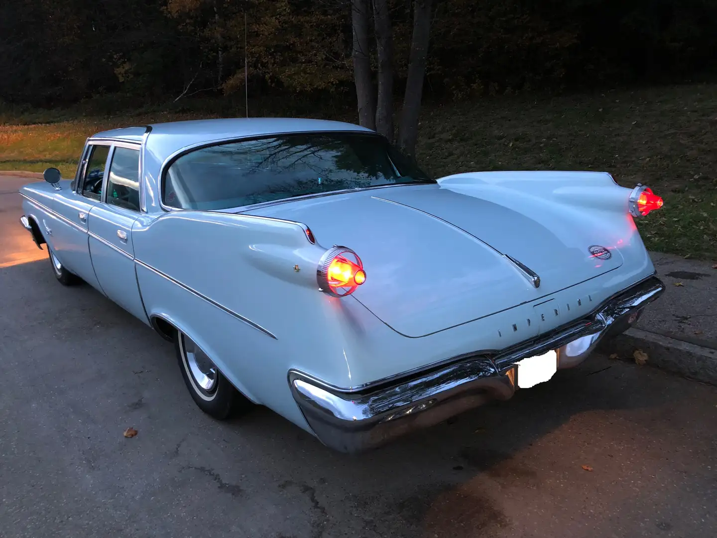 Chrysler Imperial Crown Blau - 2