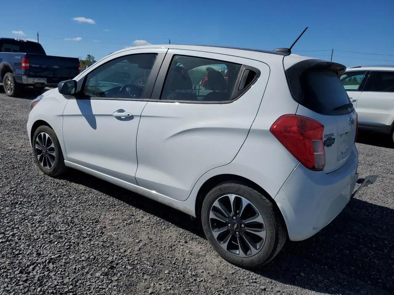 Chevrolet Spark снимка Chevrolet Spark