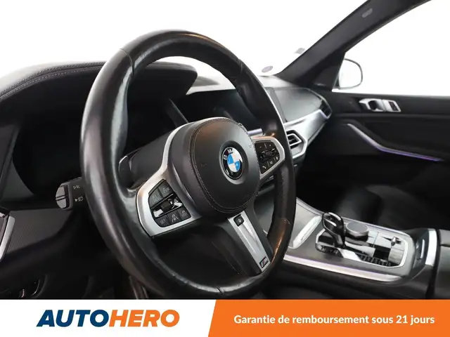 BMW X5 view 11