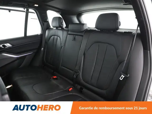 BMW X5 view 14
